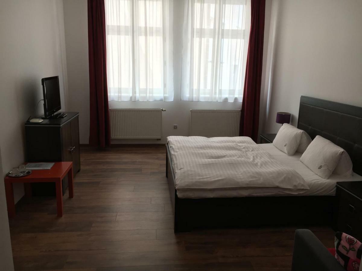 Villa Dino Mariánské Lázně Екстериор снимка